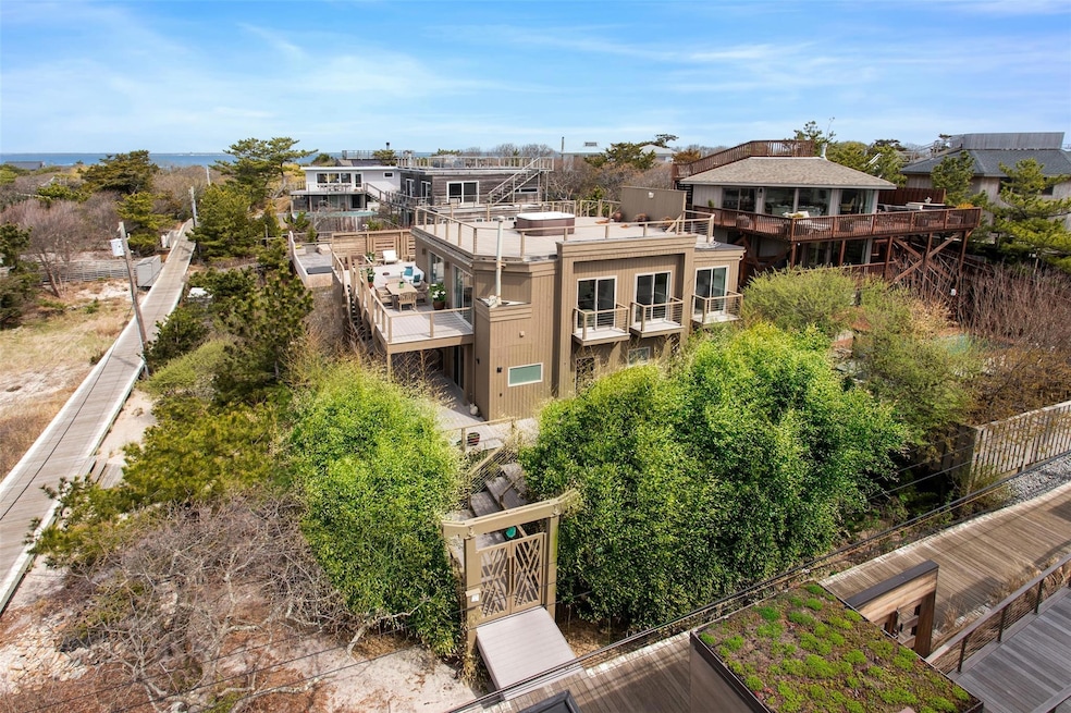 For Sale $2,850,000 • Co-Listing Agent