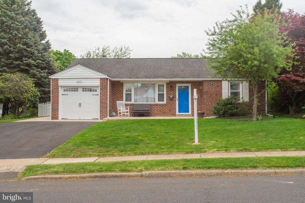 Sold $371,000 • Co-Listing Agent