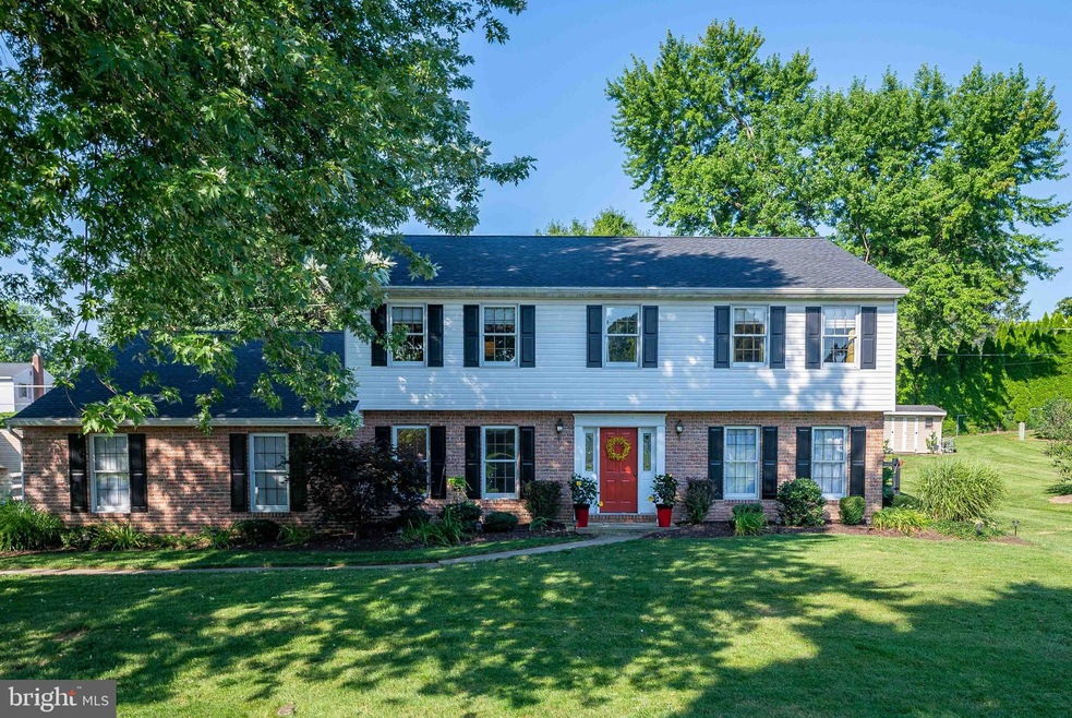 3420 Foster Ln, Reading, PA 19605 - photo 1