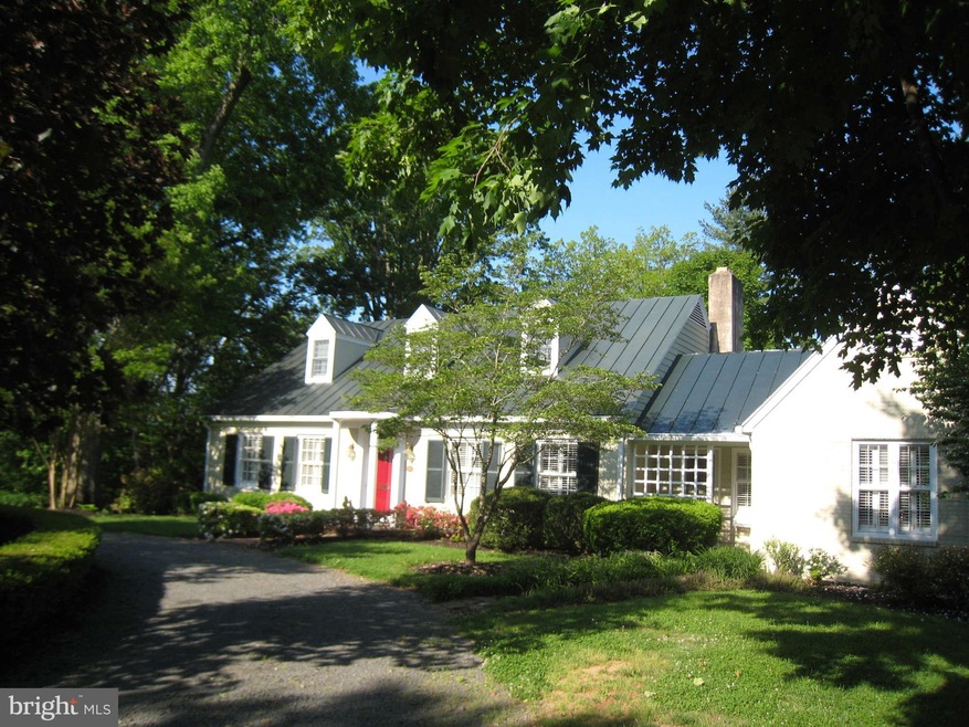 9270 Tournament Rd, Warrenton, VA 20186 - photo 1