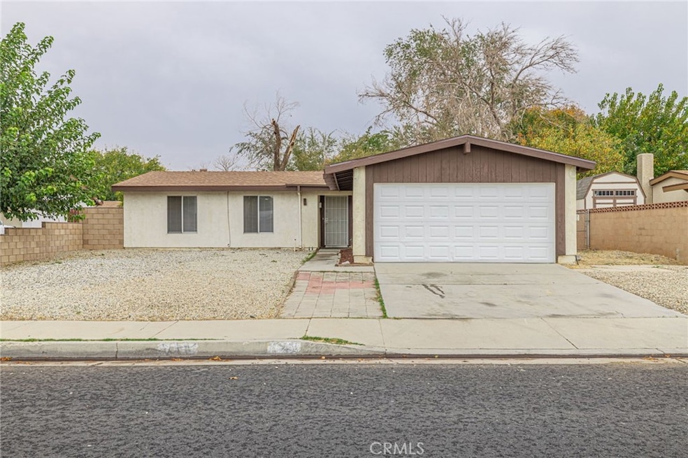 44256 Gingham Ave, Lancaster, CA 93535 - photo 1