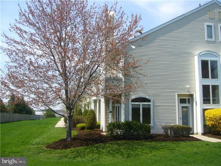 1108 Barbaras Ct, North Wales, PA 19454 - photo 1