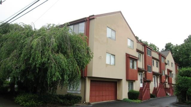 15 Forest St unit 1, Stamford, CT 06901 - photo 1