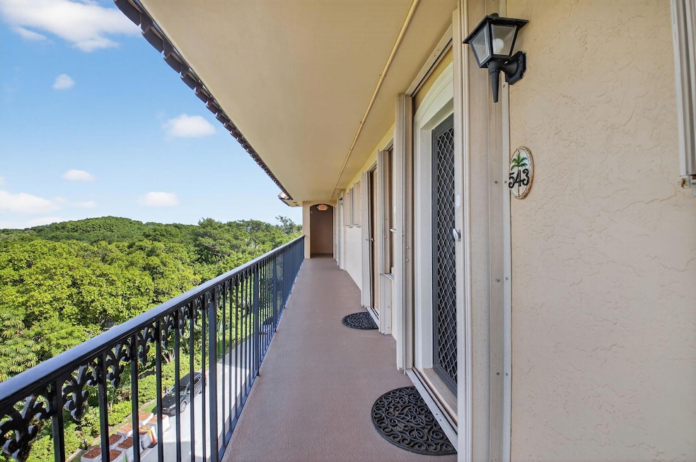 The San Remo Club unit V543, Boca Raton, FL 33431 - photo 1