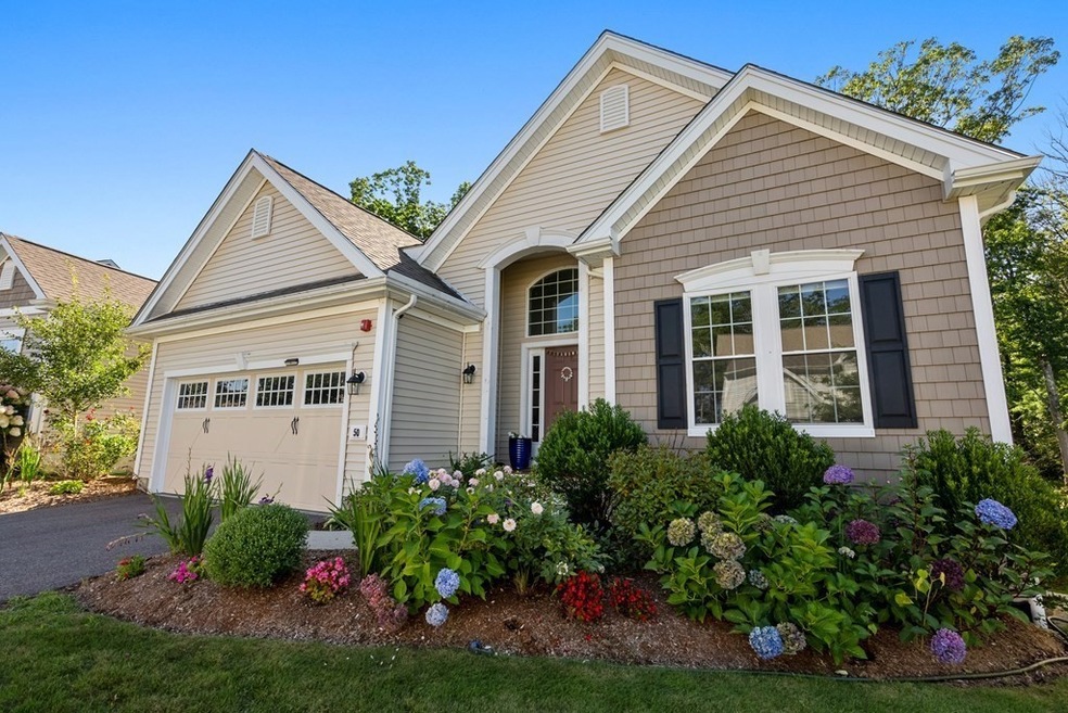 50 Primrose Cir unit 50, Hopkinton, MA 01748 - photo 1