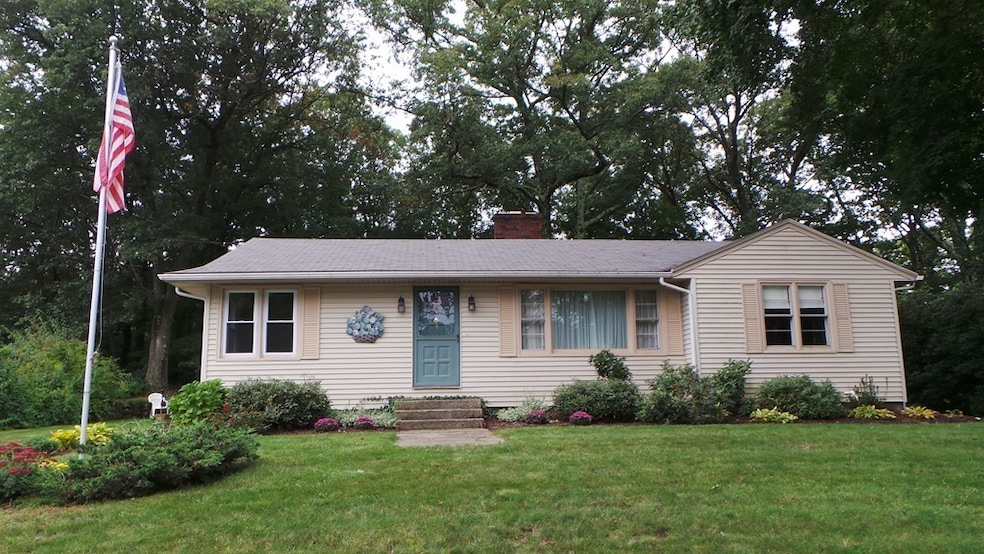 7 Rogers St, Milford, MA 01757 - photo 1