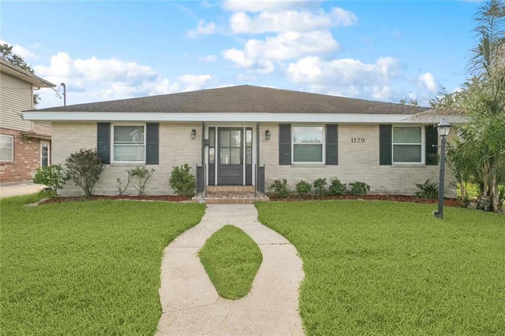 For Sale $390,000 • Co-Listing Agent