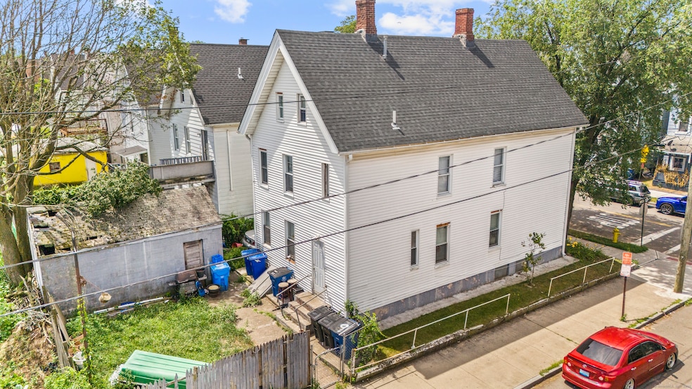 295 Lloyd St, New Haven, CT 06513 - photo 1