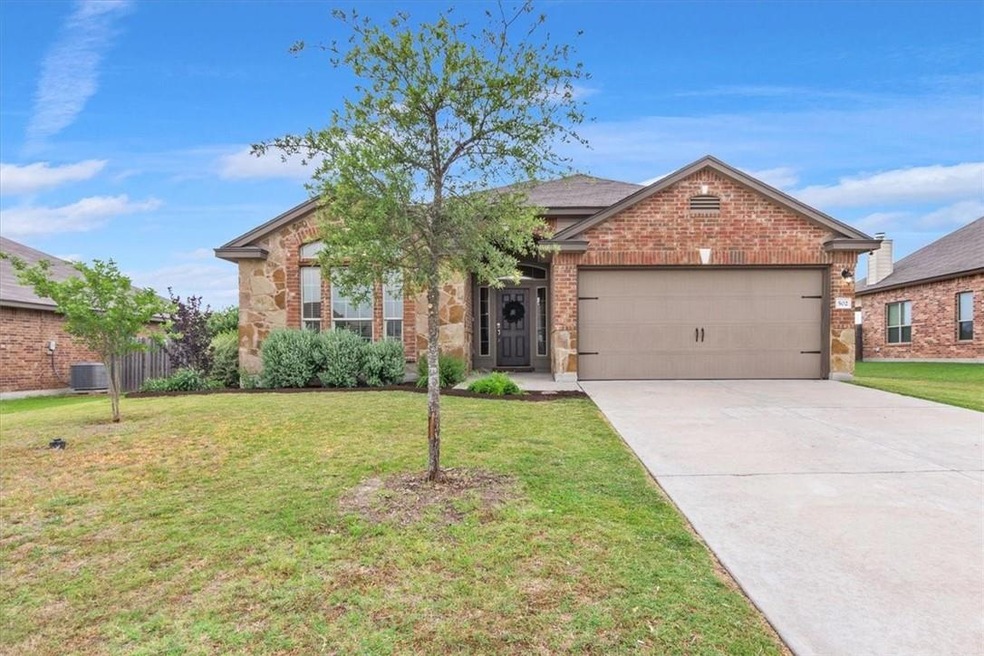 502 Kayla St, Troy, TX 76579 - photo 1