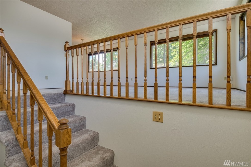 1738 7th St NE, East Wenatchee, WA 98802 - photo 1