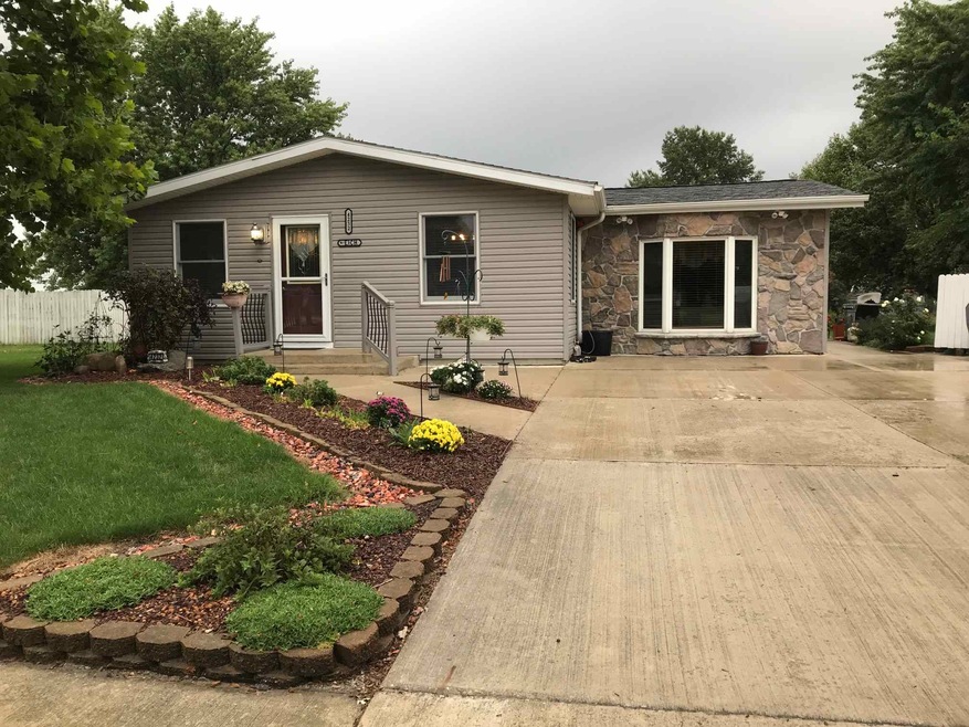 4232 Arch Ln, Woodburn, IN 46797 - photo 1