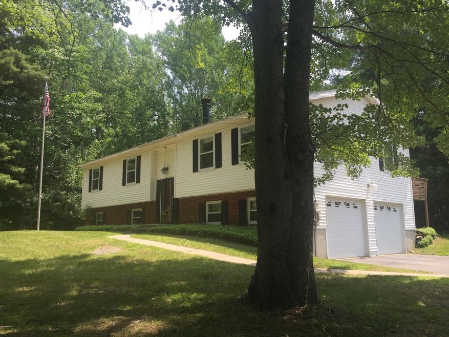 25 Cadwell Rd, Pittsfield, MA 01201 - photo 1