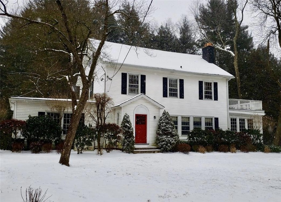 301 Quaker Rd, Chappaqua, NY 10514 - photo 1