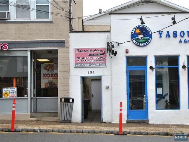 134 Hardenburgh Ave unit 1, Demarest, NJ 07627 - photo 1