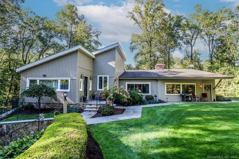 1760 Tuttle Ave, Wallingford, CT 06492 - photo 1