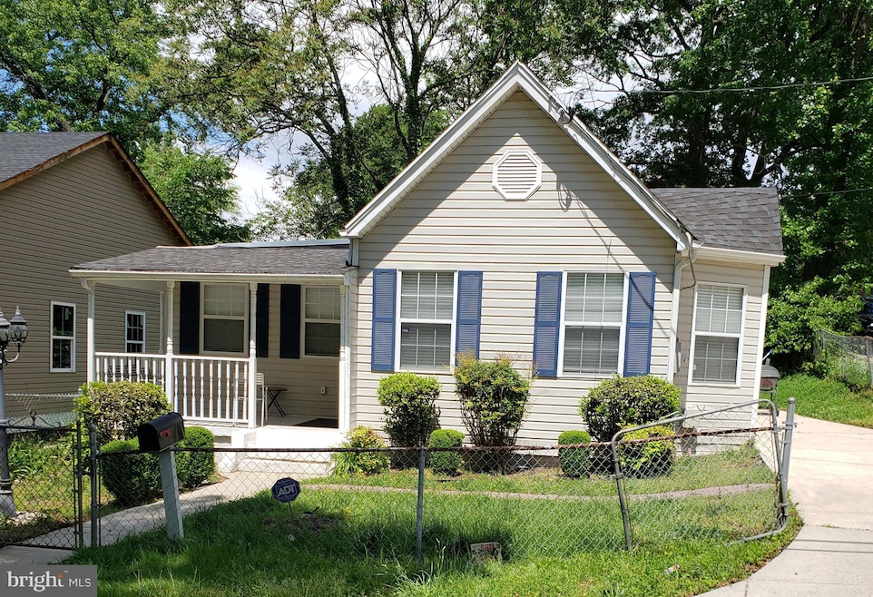 5310 Cumberland St, Capitol Heights, MD 20743 - photo 1