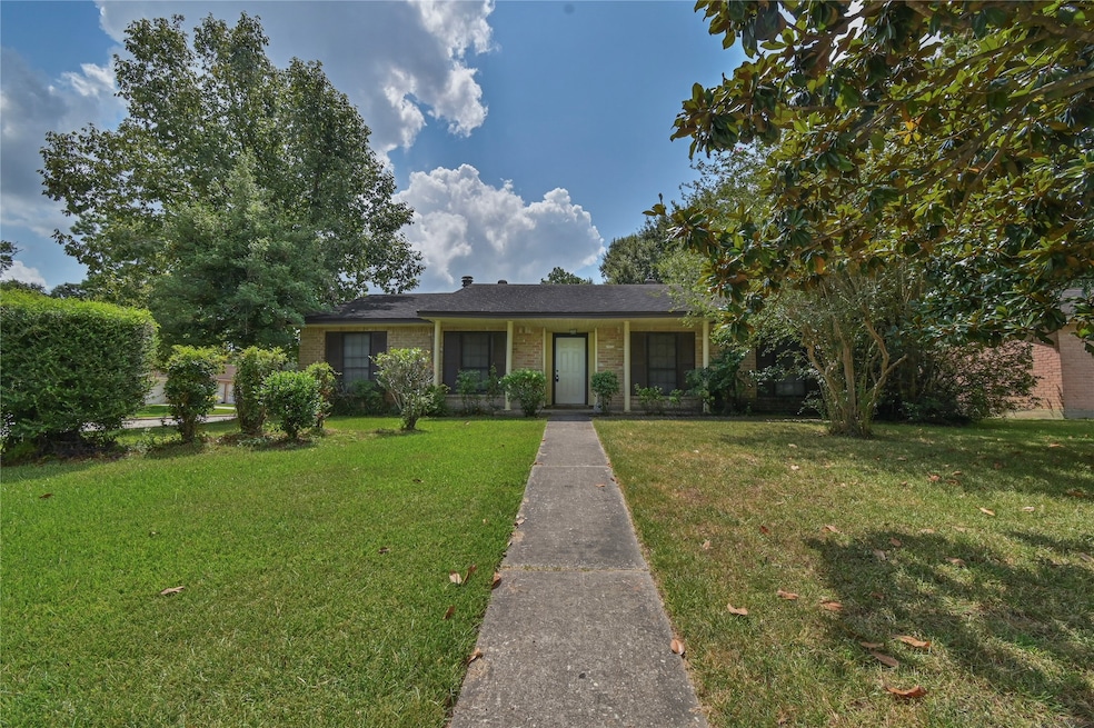 4538 Burkegate Dr, Spring, TX 77373 - photo 1