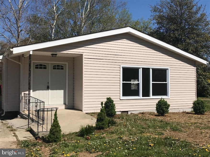 18 Spaulding Dr, Monroeville, NJ 08343 - photo 1