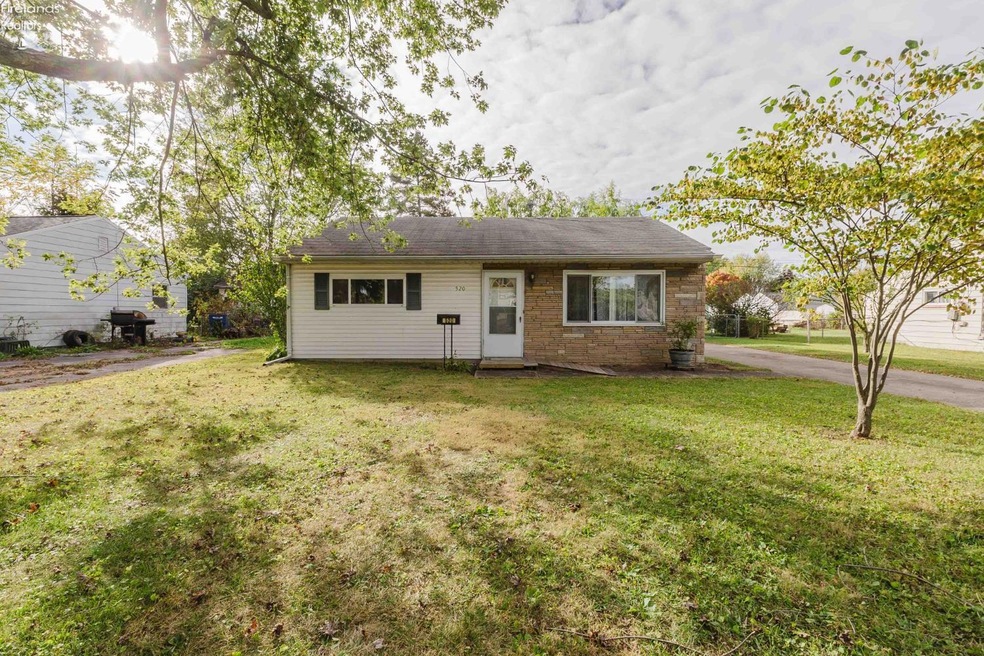 520 Everett Rd, Fremont, OH 43420 - photo 1