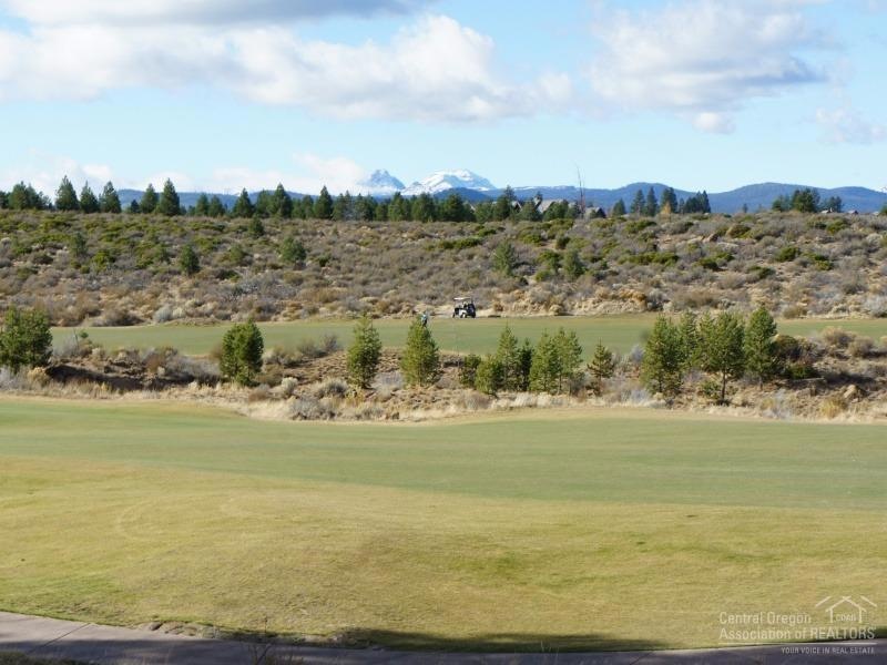 61557 Hardin Martin Ct, Bend, OR 97702 - photo 1