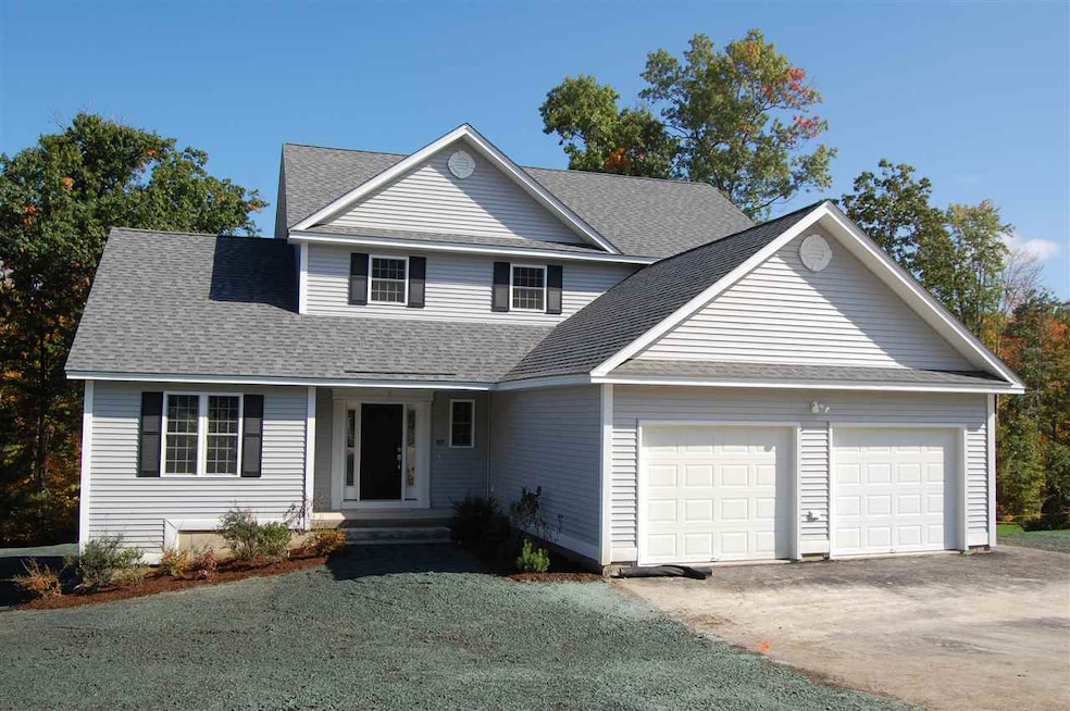 67 Brookview Dr, Hooksett, NH 03106 - photo 1