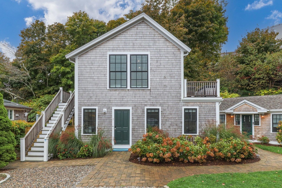 18 Bangs St unit 4, Provincetown, MA 2657 - photo 1