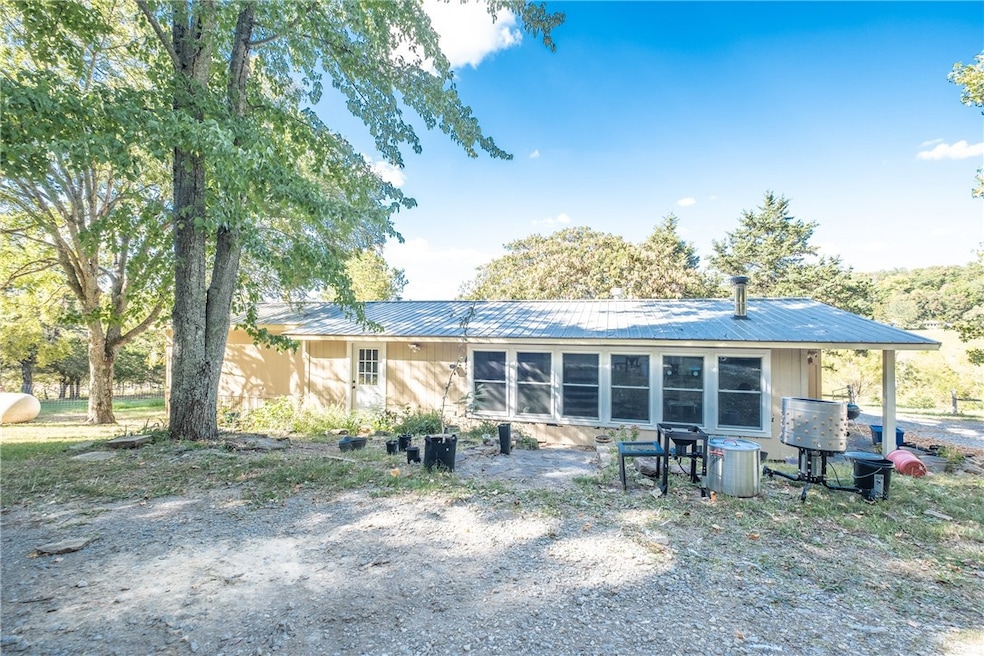 21666 Nogales Rd, Elkins, AR 72727 - photo 1