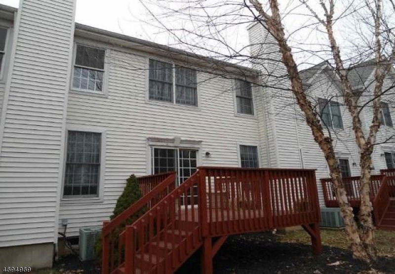 27 Pinehurst Cir, Annandale, NJ 08801 - photo 1