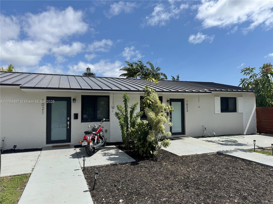 Sold $827,500 • Co-Listing Agent