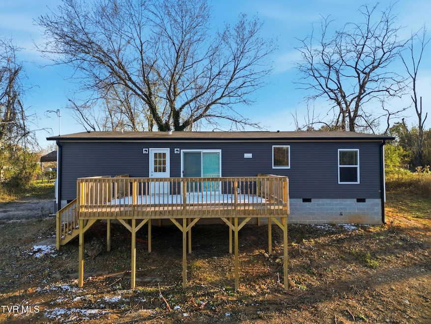 135 Gamble Ln, Lafollette, TN 37766 - photo 1