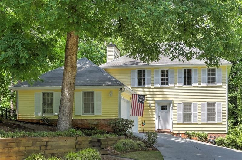 4853 Hawk Place NE, Marietta, GA 30066 - photo 1