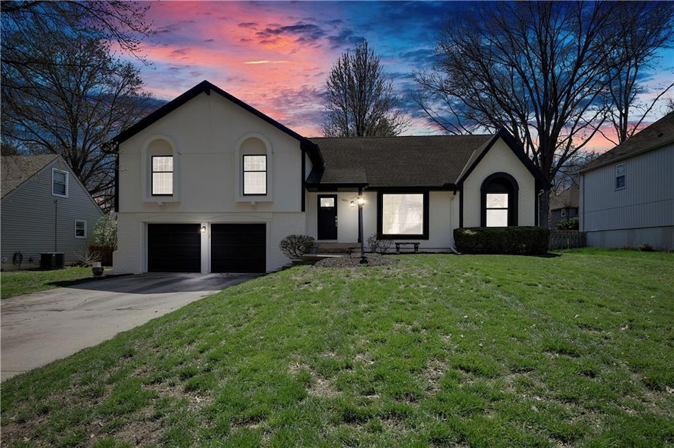 12021 W 100th St, Lenexa, KS 66215 - photo 1