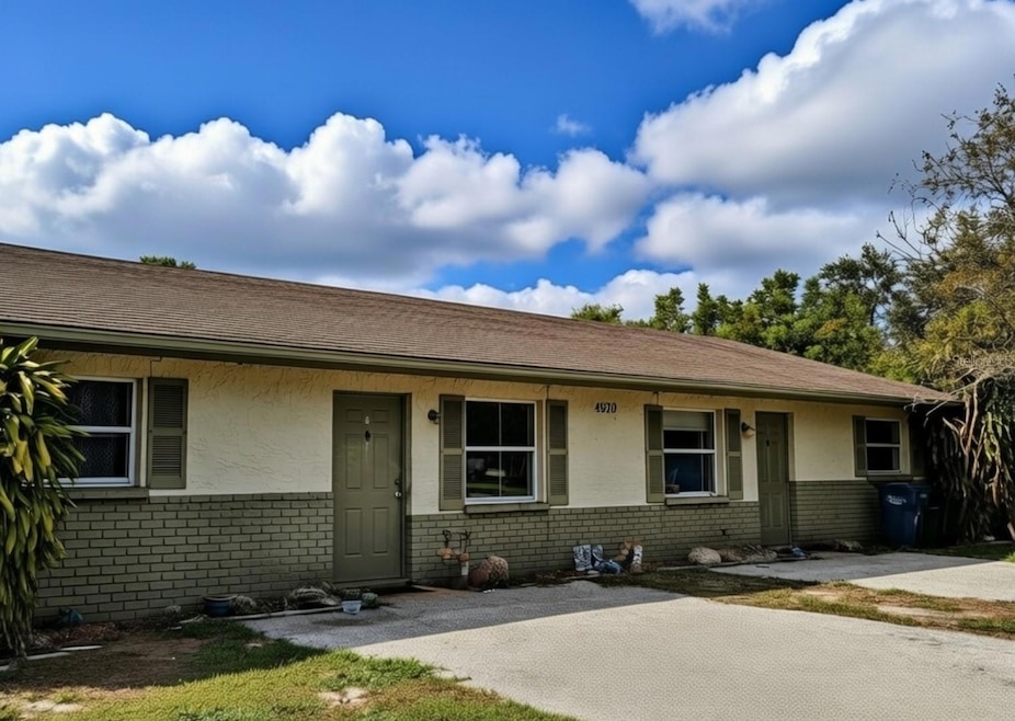 4520 68th St W unit B, Bradenton, FL 34210 - photo 1