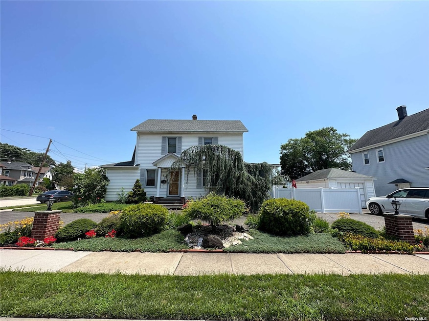 54 Charles St, Lynbrook, NY 11563 MLS ONE3493842