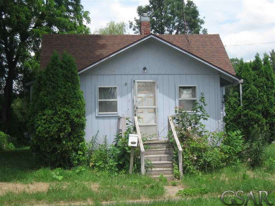 1018 Beehler St, Owosso, MI 48867 - photo 1