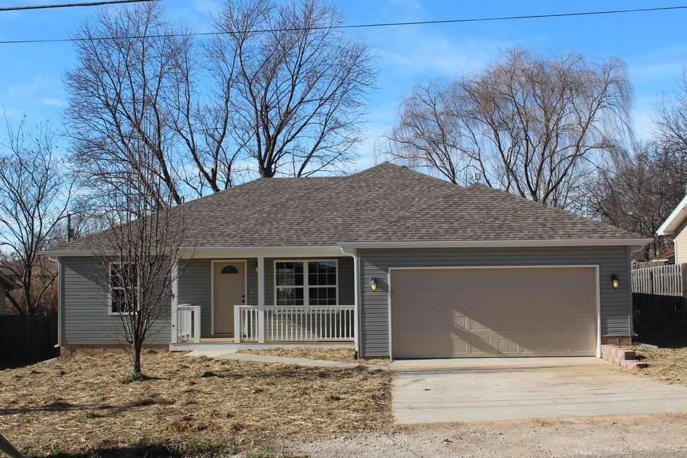front pic of house