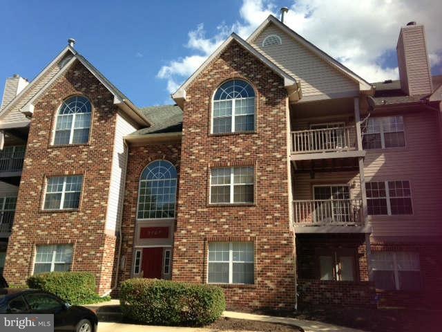 9709 Lake Pointe Ct unit 104, Upper Marlboro, MD 20774 - photo 1