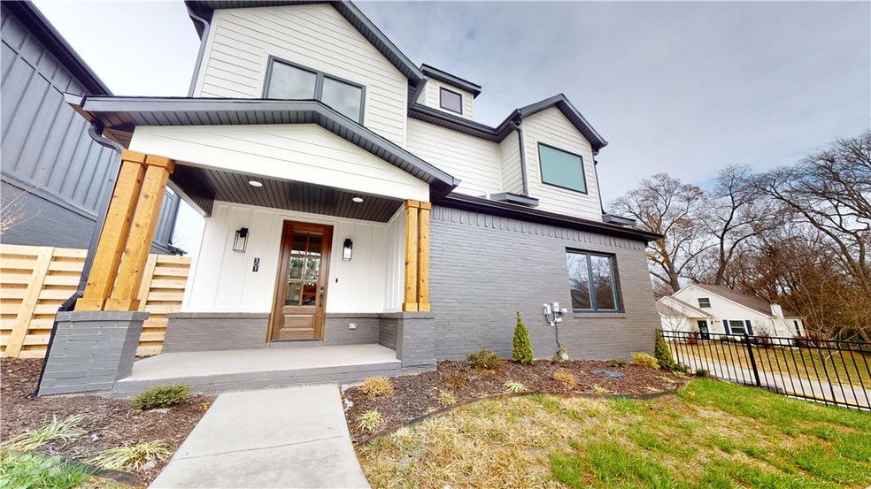 101 NW Ozark Way, Bentonville, AR 72712 - photo 1