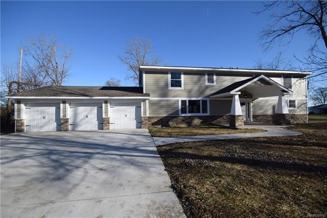 4585 Windside Dr MAIN.JPG
