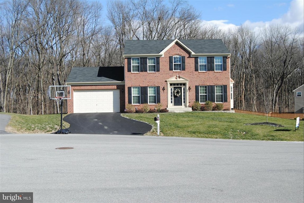 32 Shaw Place, Shepherdstown, WV 25443 - photo 1