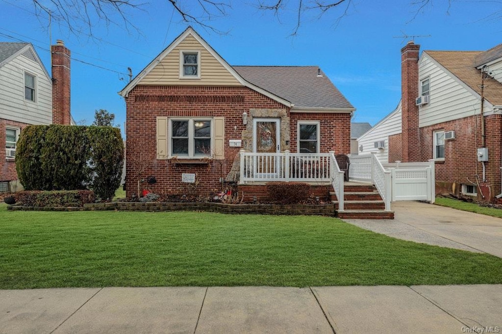 Sold $835,000 • Co-Listing Agent