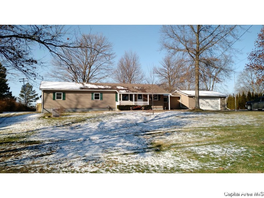 1844 Knox Road 100 E, Galesburg, IL 61401 - photo 1