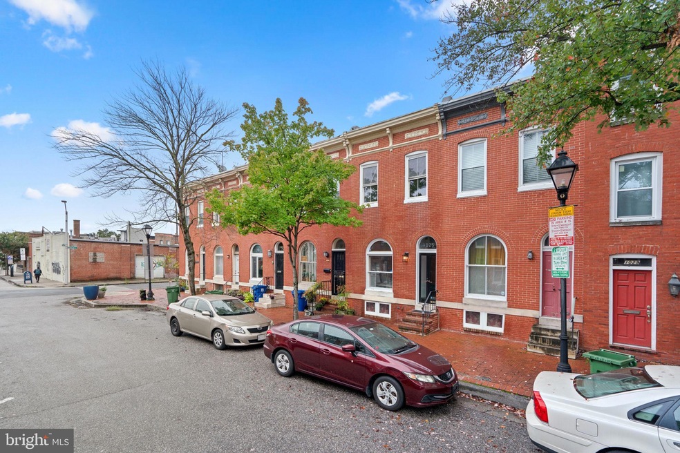 1025 W Barre St, Baltimore, MD 21230 - photo 1
