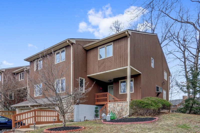 46 Bond St, Bridgewater, NJ 08807 - photo 1