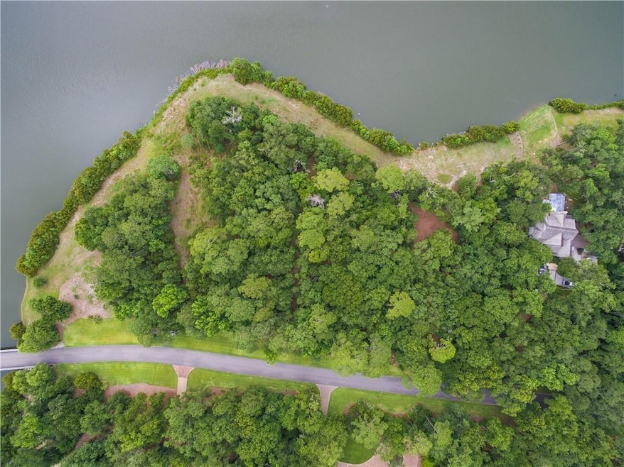 1247 Pikes Bluff Rd, Saint Simons Island, GA 31522 - photo 1