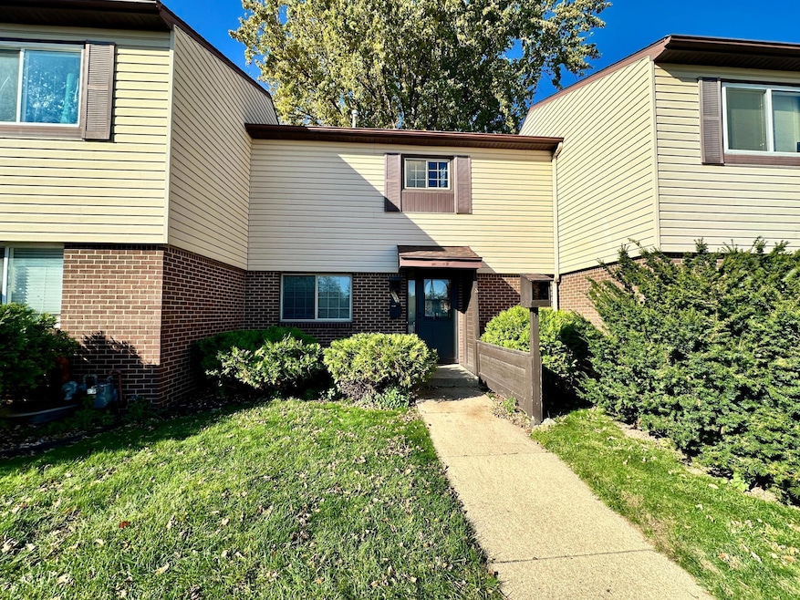 For Sale $175,000 • Co-Listing Agent