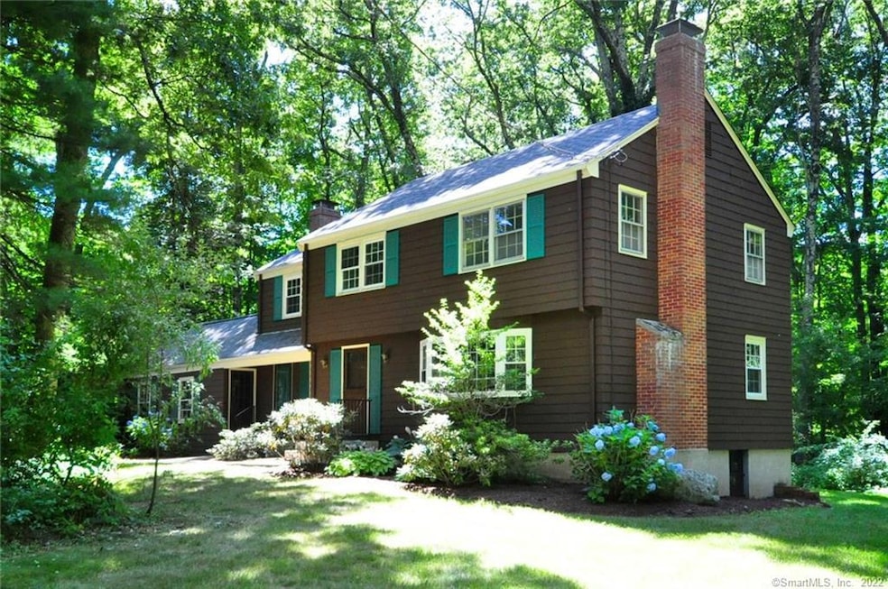 7 Lark Rd, Simsbury, CT 06070 - photo 1