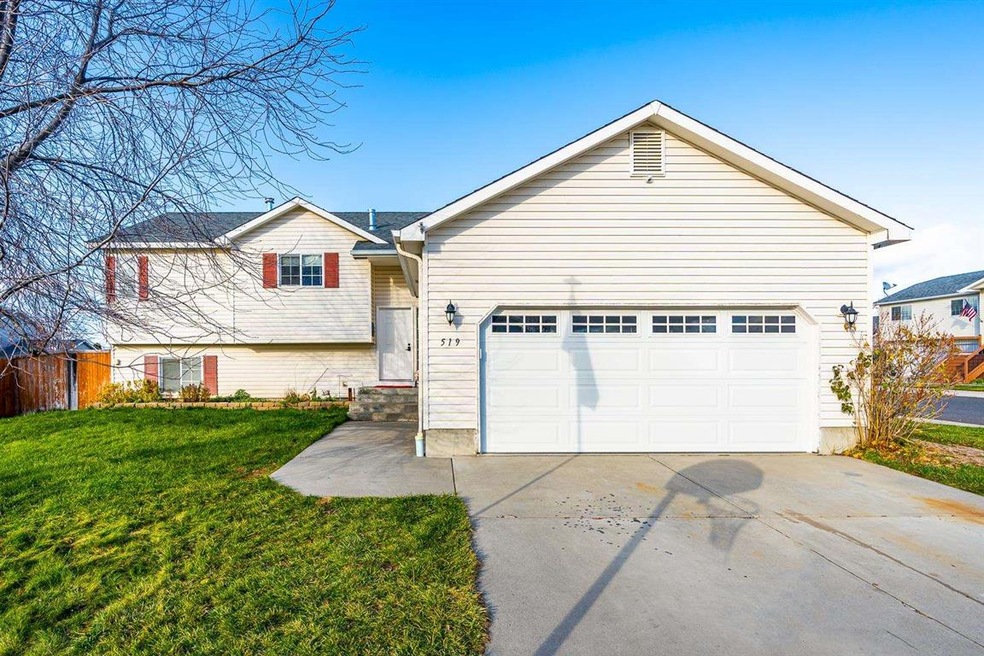 519 Connie Ray Ave, Medical Lake, WA 99022 - photo 1