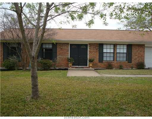 1403 Laura Ln unit CS, College Station, TX 77840 - photo 1