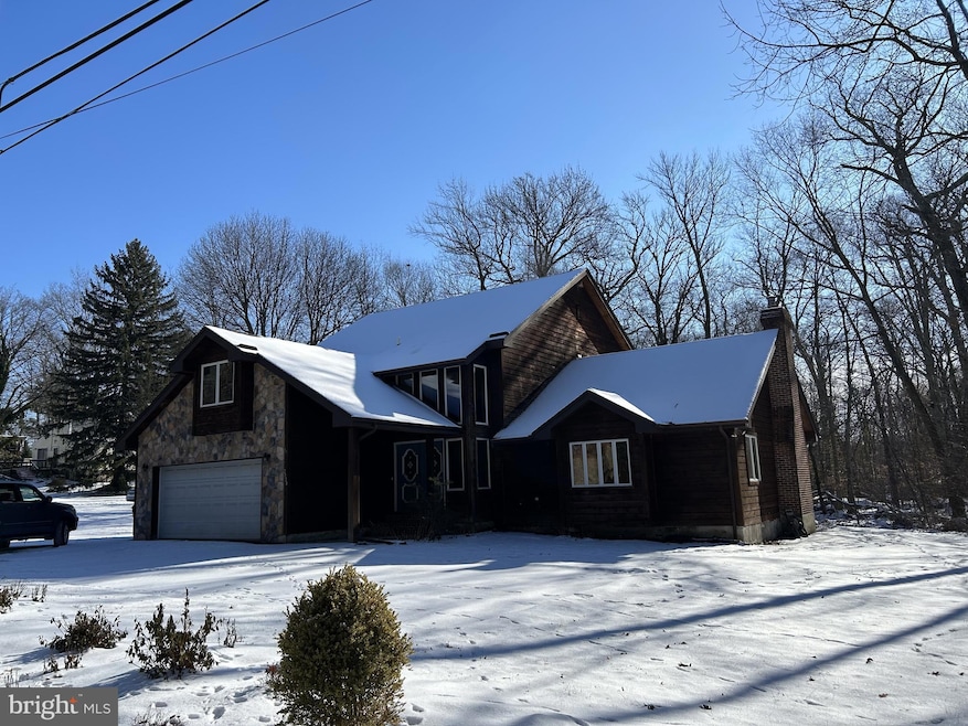 2124 Meadow Ln, Wilmington, DE 19810 - photo 1